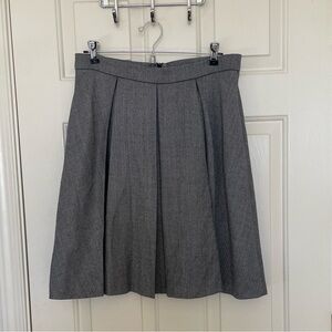 Brooks Brothers pleated A-line skirt size 8